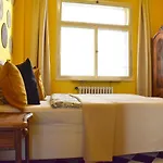 Old Town Konviktska - Bohemian شقة