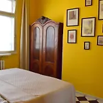 Old Town Konviktska - Bohemian *