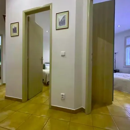 Апартаменты Old Town Konviktska - Bohemian *