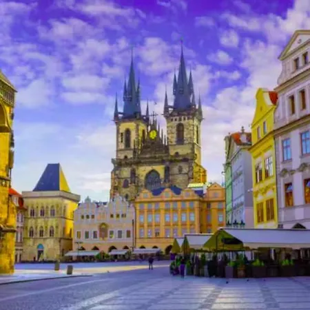 Old Town Konviktska - Bohemian Praga
