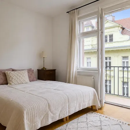 Old Town - Bohemian Apartment